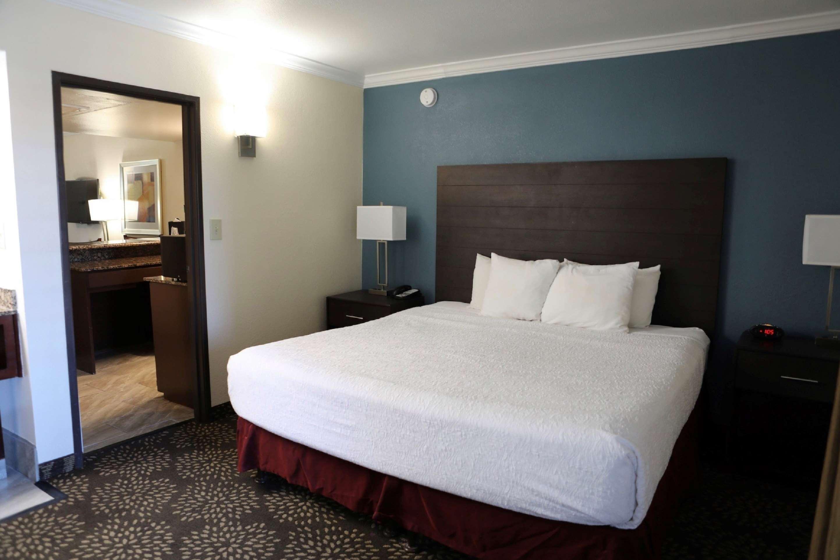 Best Western Innsuites Tucson Foothills Hotel & Suites Casas Adobes Екстериор снимка