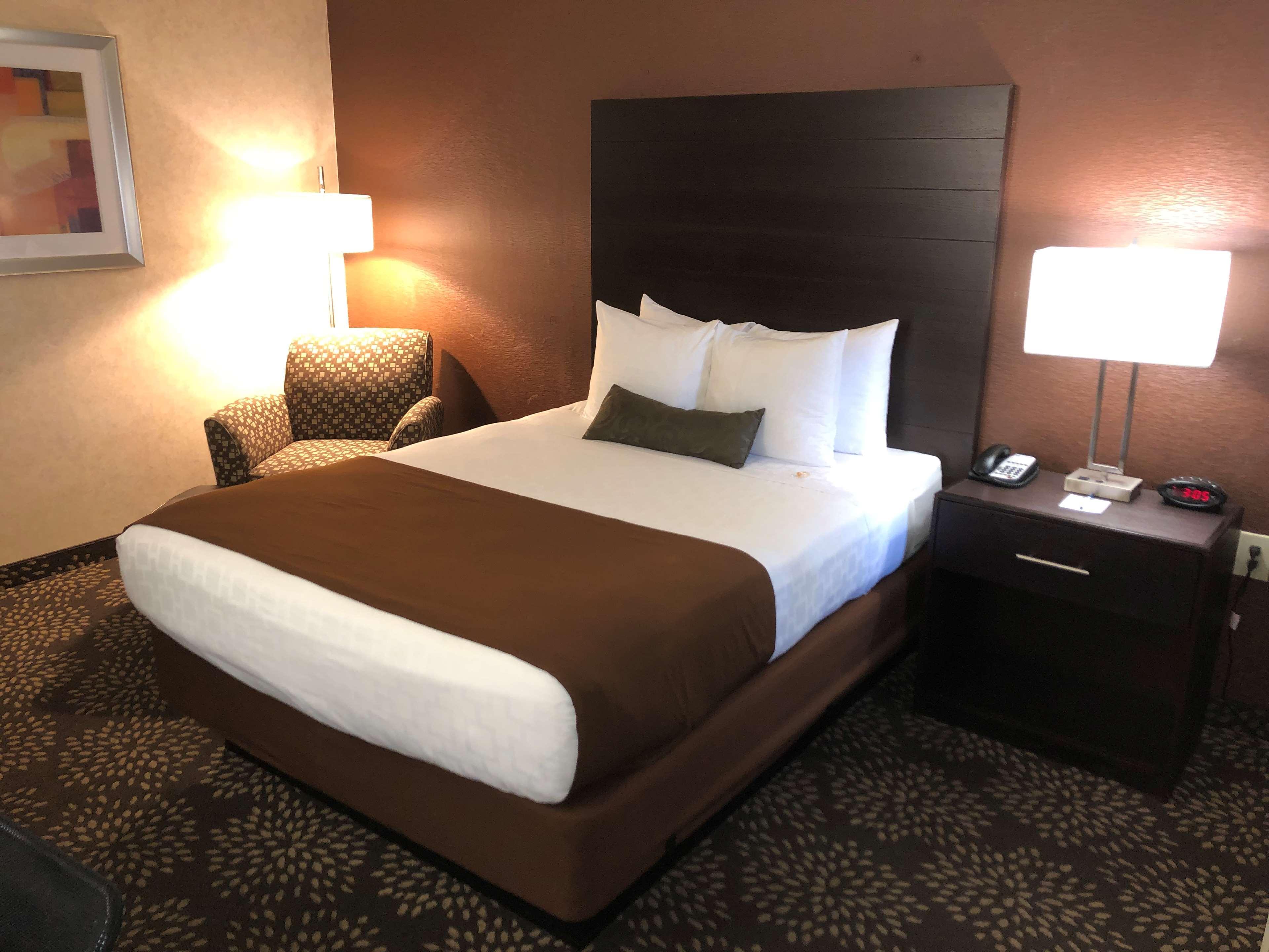 Best Western Innsuites Tucson Foothills Hotel & Suites Casas Adobes Екстериор снимка